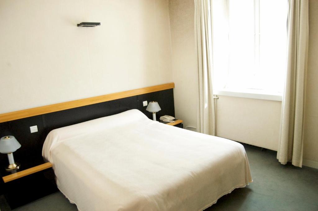 Absolue Renaissance Hotel Magny-Cours Eksteriør billede